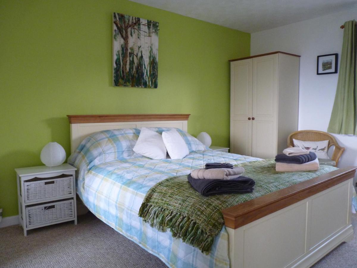 The Farthings Bed & Breakfast Браунтън Екстериор снимка