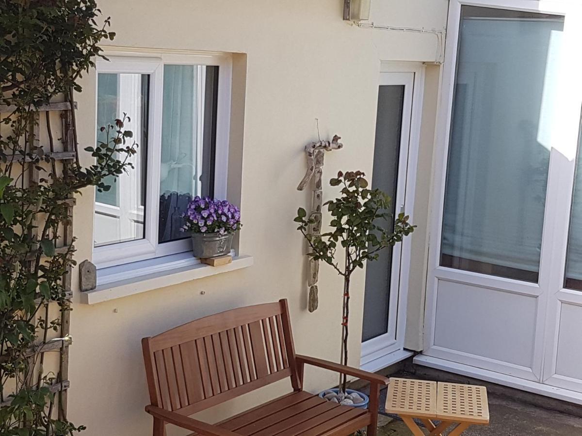The Farthings Bed & Breakfast Браунтън Екстериор снимка