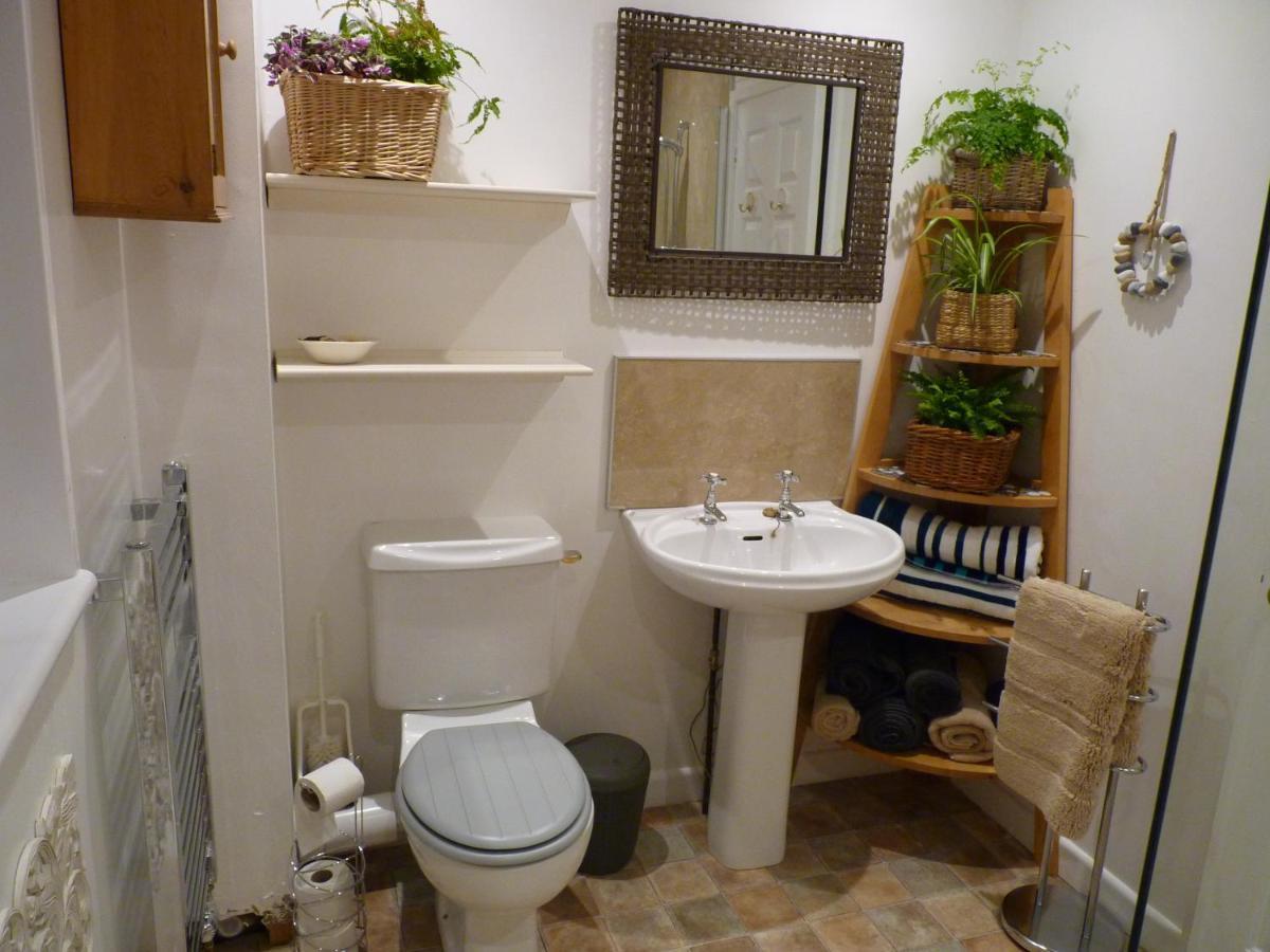 The Farthings Bed & Breakfast Браунтън Екстериор снимка